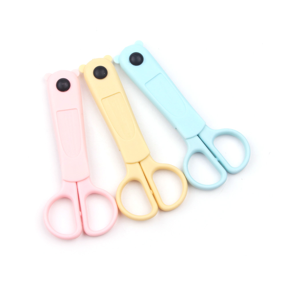 Students hand cut cute beauty play series scissors Macaron series scissors sleeve scissors